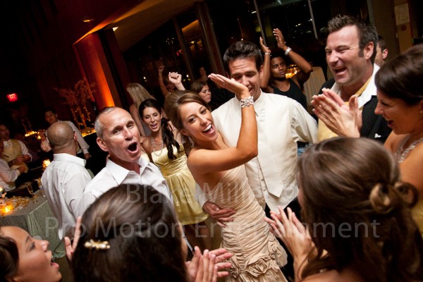 San Diego Scripps Forum Wedding Image (11)