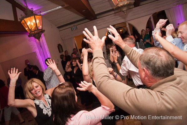 La Jolla Shores Wedding DJ & Wedding Lighting (11)