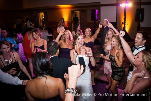 Coronado Community Center Wedding Image (18)