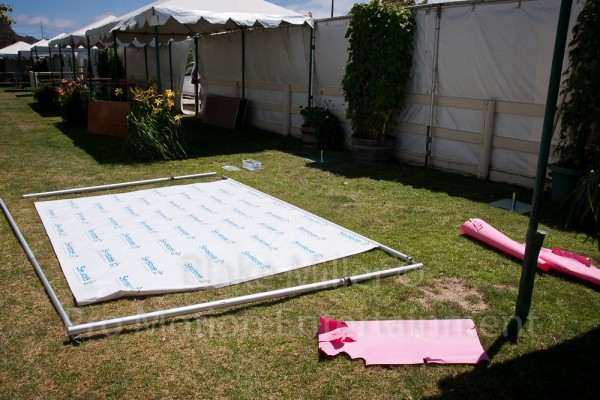 Step and Repeat Banner Installation Image (4)