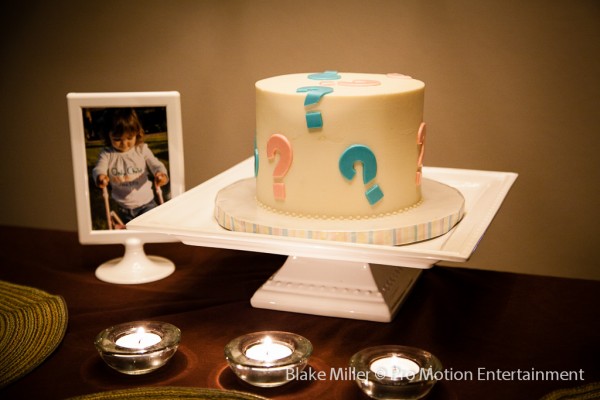 Baby Cake Reveal Image (2)